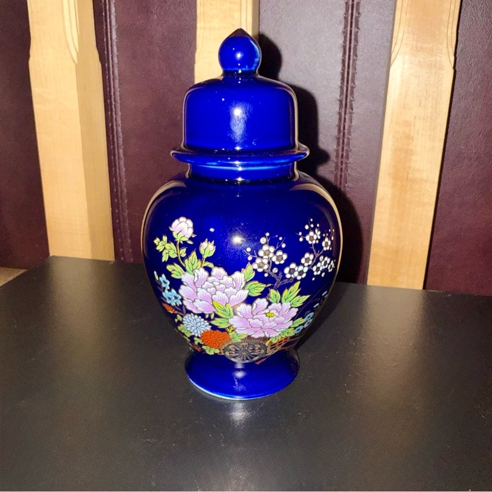 Vintage Kutani Cobalt Blue Porcelain Ginger Jar with Lid from Japan